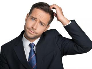 刚认识的女孩不理我了怎么办，刚认识的女生很冷淡