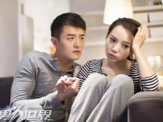 女生故意不理男生试探男生，多久不理男人他会着急