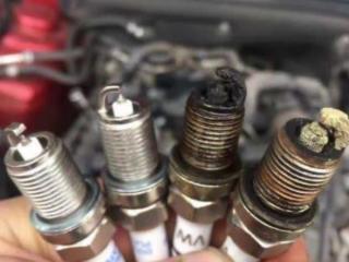 火花塞多久换一次（汽车火花塞多久换一次合适）