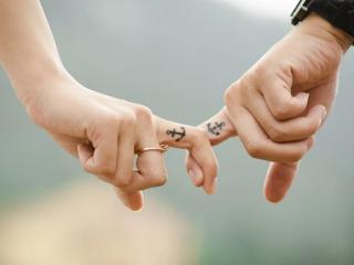 情侣之间吵架了如何解决（情侣之间解决冲突的10条建议）