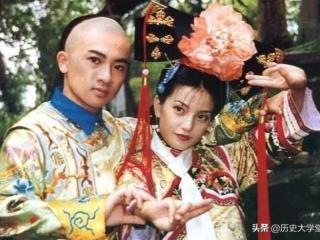 还珠格格老佛爷（中将清朝皇太后称为老佛爷）