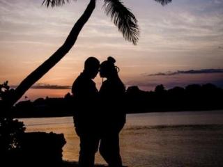 男人离婚后和小三能坚持多久（男人一般会爱小三多久）