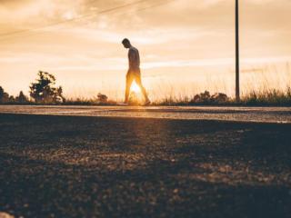 老公聊天暧昧算出轨吗（暧昧聊天算出轨证据吗）