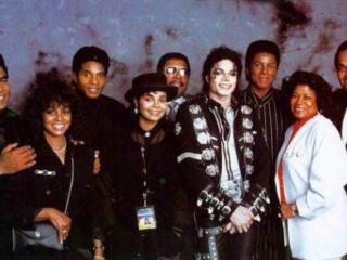 迈克尔杰克逊死因（15分去世的迈克尔杰克逊）