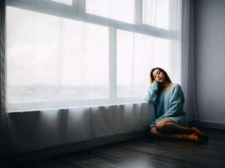 老公出轨能轻易原谅他吗（轻易原谅一个出轨的男人代价很大）