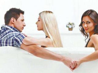 没结婚就出轨的男人还能要吗（婚前出轨的男人还可以继续吗）