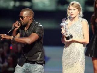 霉霉和侃爷怎么回事（霉霉和侃爷抢话筒怎么回事）