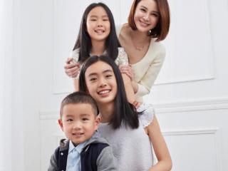 佟大为的老婆（佟大为妻子关悦携儿女拍大片）