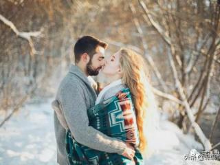 怎么和前女友复合，让她主动想和你复合的方法