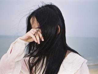 把情人拉黑他会难过吗，拉黑的那一刻你会难过吗