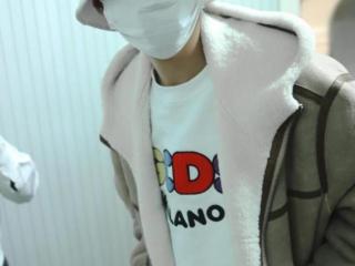 张艺兴机场晕倒（张艺兴也曾在极挑中晕倒）