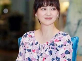 梅婷现任70岁老公（43岁梅婷一家近照曝光）