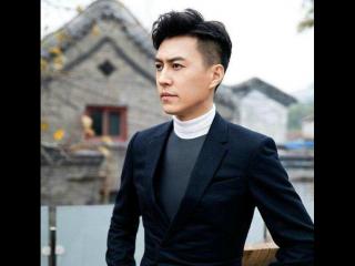 靳东家庭背景（演员靳东的父母是做什么的）