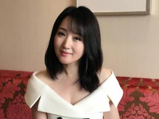 杨钰莹美颜物语（曾经红透半天的杨钰莹现在还好吗）