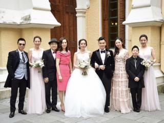 甄子丹的母亲（甄子丹夫妇母亲节各自晒母亲照片）