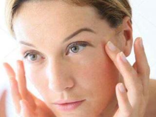 用了防晒霜还要用隔离霜吗（防晒和隔离霜能同时涂吗）