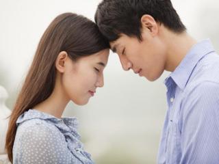 怎么跟老公道歉他才能原谅我（我做了他最爱吃的饺子向他道歉）