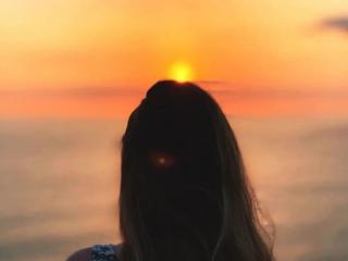 一个女人沉默的句子（一个女人最大的死心）