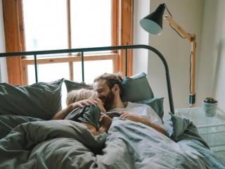 亦舒经典句子（作家亦舒18句经典名言）