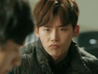 男士发质硬两边炸（头发很硬两边又容易炸开）