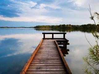 女友拉黑又加回来说明什么，女友总是在晚上把我拉黑