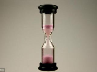 水太深人心复杂的说说（人心太复杂的经典说说）