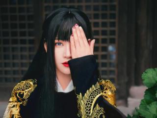 男生看女生离开的背影，看着女孩离去的背影