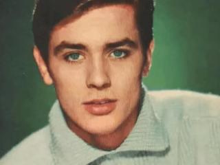 阿兰德龙最帅的照片（颜值逆天的阿兰德龙）