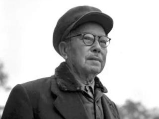 白手起家的故事（白手起家后成南洋首富）