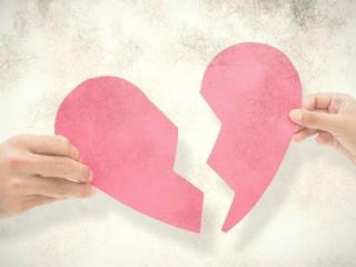 前任找你复合还有现任怎么办（如果前任一直回来找我）