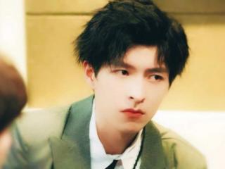 北大校草文韬（明星大侦探宝藏男孩文韬）