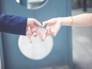 怎样放下老公出轨的事（放下老公跟小三的过去）