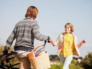 如何快速忘记一个人深爱人（忘掉一个人最好的办法）