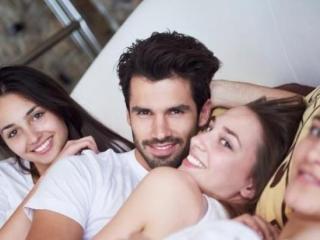 男人出轨对老婆伤害有多深（男人出轨对妻子的伤害有多大）