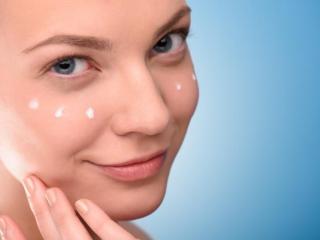 眼霜在护肤的第几步用（眼霜在护肤的第几步用最好）