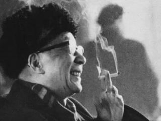 老公带着孩子和小三见面，正室带孩子找到小三