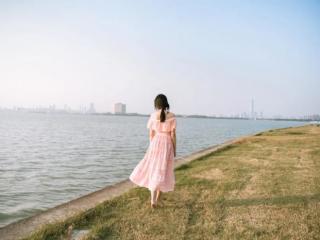 男人出轨后睡觉有什么特征（睡觉前会有3个反应）