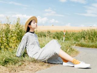 一个男人主动亲你下面（才会主动去吻女人的这些地方）