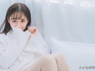 一个男人发朋友圈暗示（在朋友圈里发了这些内容的男人）