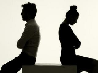 老婆出轨怎么谈（情感问题｜面对老婆出轨）