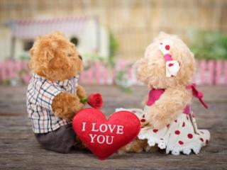 一周年纪念日简短情书（一周年纪念日三行情书）