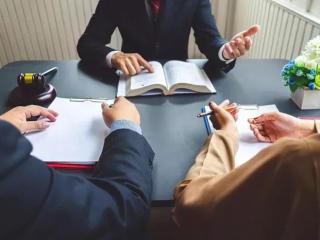 婚内出轨离婚协议（男子出轨后写保证书、签协议）