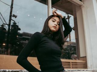 女人出轨起诉离婚案例（女方出轨并提出离婚。男方）