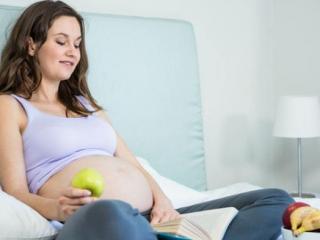 怀孕可以吃香蕉吗早期（孕妇在孕早期更适合吃这几种水果）
