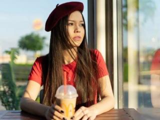 如果一个男人想和你结婚（一个男人如果想要和你结婚）