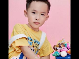 易烊千玺妈妈（易烊千玺的妈妈真是个狠人）