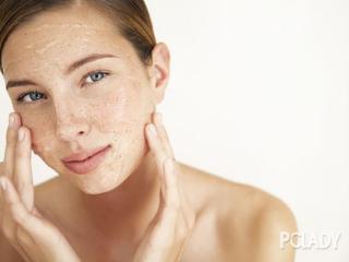 油皮干皮怎么区分（怎么区分油性皮肤和干性皮肤）