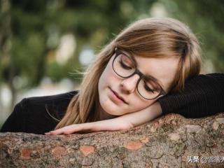 男人对真爱的女人轻易放弃吗（会舍得放弃一个很爱的女人）