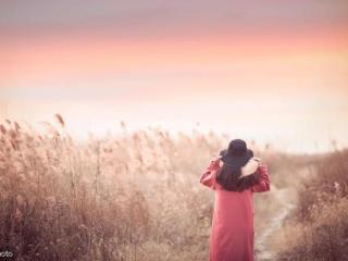 父母离异跟爸爸长大的女孩（那些跟着父亲长大的孩子）