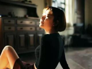 女人离婚十年还是单身（那个离婚10年的女人）